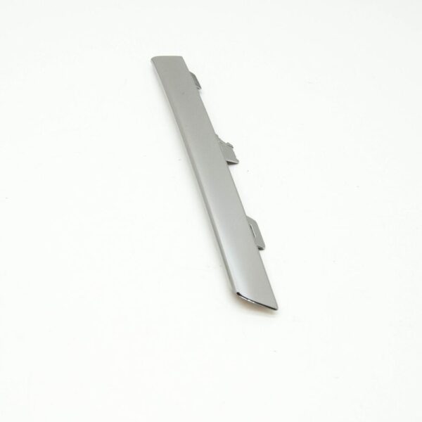 3V0807833A2ZZ - ŠKODA SUPERB MK3 molding for bumper front left 3V0807833A2ZZ part
