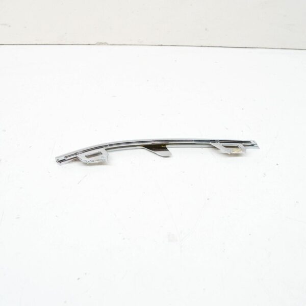 3V0853768A2ZZ - ŠKODA SUPERB MK3 3V radiator grille strip front right 3V0853768A2ZZ