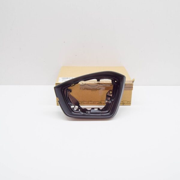 3V0857531A - SKODA SUPERB MK3 FRONT LEFT EXTERIOR MIRROR BEZEL 3V0857531A NEW GENUINE
