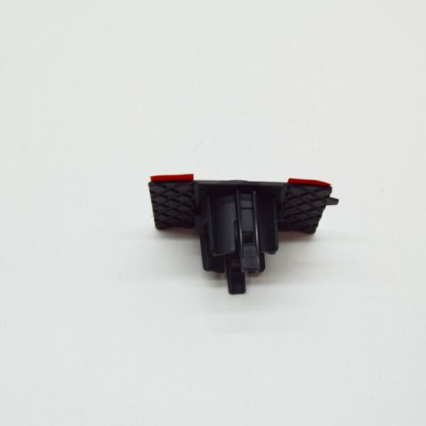 3V0919487 - SKODA SUPERB MK3 FRONT LEFT PARKING SENSOR BRACKET 3V0919487 NEW