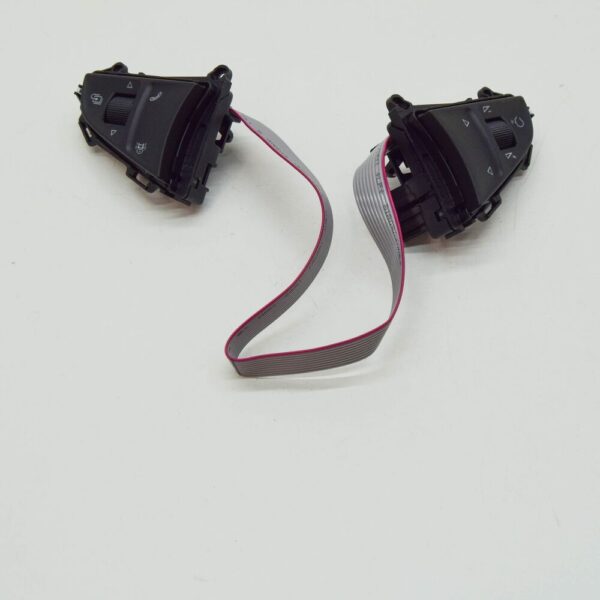 3V0919719A - SKODA KAROQ NU Steering Wheel Multifunction Buttons 3V0919719AWHS NEW