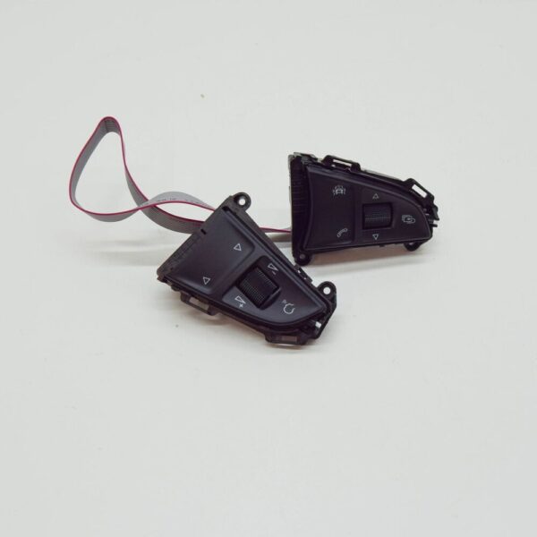 3V0919719A - SKODA KAROQ NU Steering Wheel Multifunction Buttons 3V0919719AWHS NEW