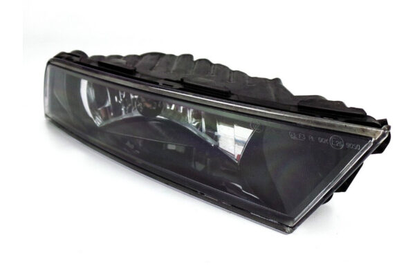 3V0941700 - ŠKODA SUPERB MK3 front right fog lights 3V0941700 NEW original
