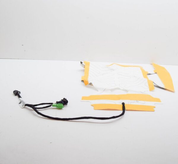 3V0963555J - SKODA SUPERB MK3 Front Seat Heater Element 3V0963555J NEW