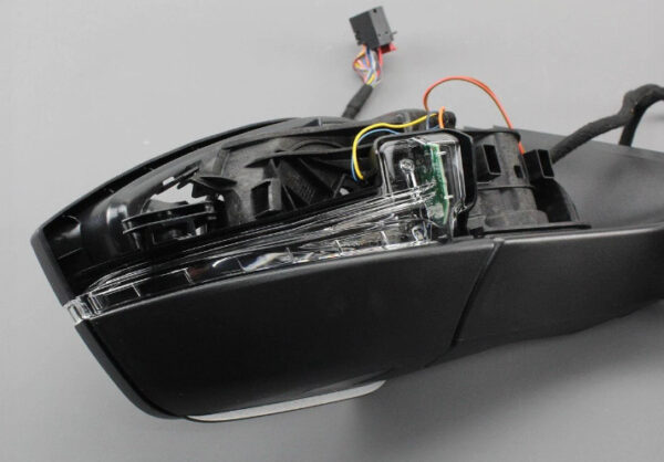 3V2857508H - NEW SKODA SUPERB MK3 3V FRONT RIGHT SIDE WING MIRROR RHD 3V2857508H ORIGINAL