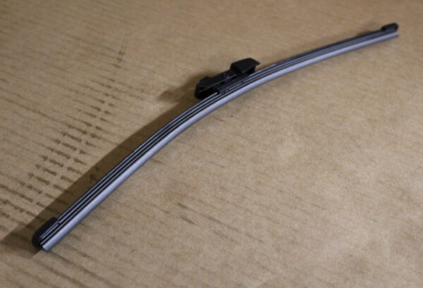 565955425 - NEW ŠKODA KODIAQ NS REAR WINDOW AERO WIPER BLADE 565955425 ORIGINAL