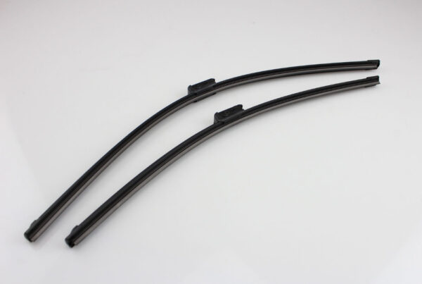 57B998001 - New SKODA KAROQ NU Front Wiper Blades Set 57B998001 Genuine