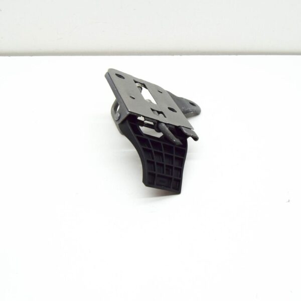 5E0823186E - SKODA OCTAVIA 5E MK3 UPPER BONNET LOCK 5E0823186E NEW GENUINE