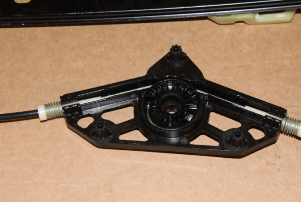 5E0837462B - ŠKODA OCTAVIA 5E MK3 power window front right 5E0837462B NEW original