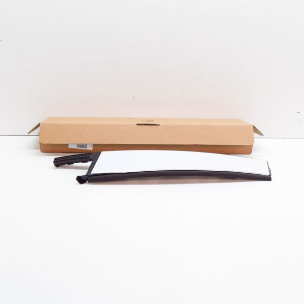 5E0839902C - SKODA OCTAVIA MK3 5E RIGHT B-PILLAR DOOR TRIM 5E0839902C NEW GENUINE