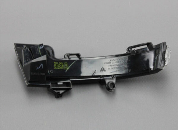 5E0949102 - NEW LISTINGSKODA OCTAVIA MK3 5E FRONT RIGHT MIRROR - ROTARY DISPLAY 5E0949102