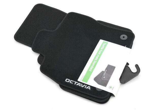 5E1061404C - ŠKODA OCTAVIA 5E MK3 Floor Mat Set Left Steering 5E1061404C, Original Part