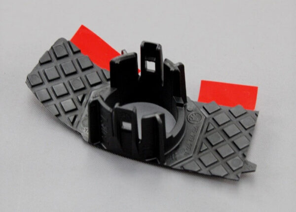 5E5919485A - NEW ŠKODA OCTAVIA MK3 5E REAR LEFT PARK SENSOR - CLIP 5E5919485A ORIGINAL