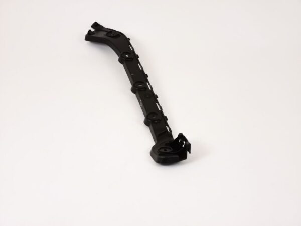 5E9807394 - NEW SKODA 13-16 OCTAVIA ESTATE RIGHT REAR BUMPER BRACKET GUIDE 5E9807394