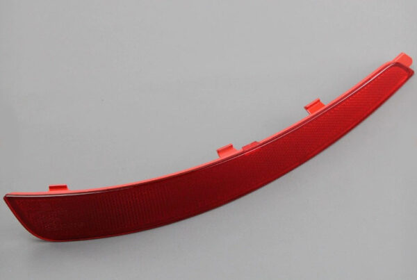5E9945105 - NEW ŠKODA OCTAVIA MK3 5E REAR LEFT BUMPER REFLECTOR 5E945105 GENUINE