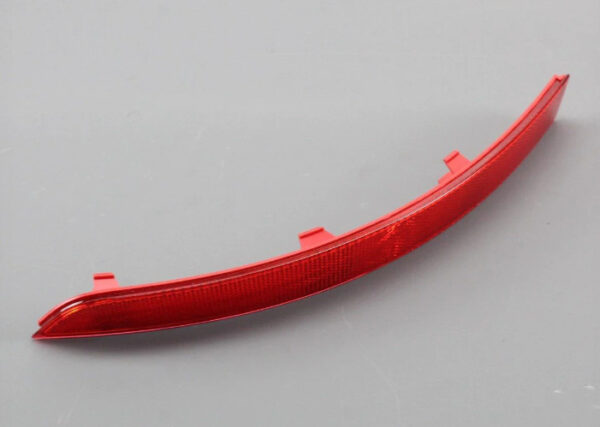 5E9945105A - ŠKODA OCTAVIA MK3 5E rear left bumper reflector 5E9945105A, original part