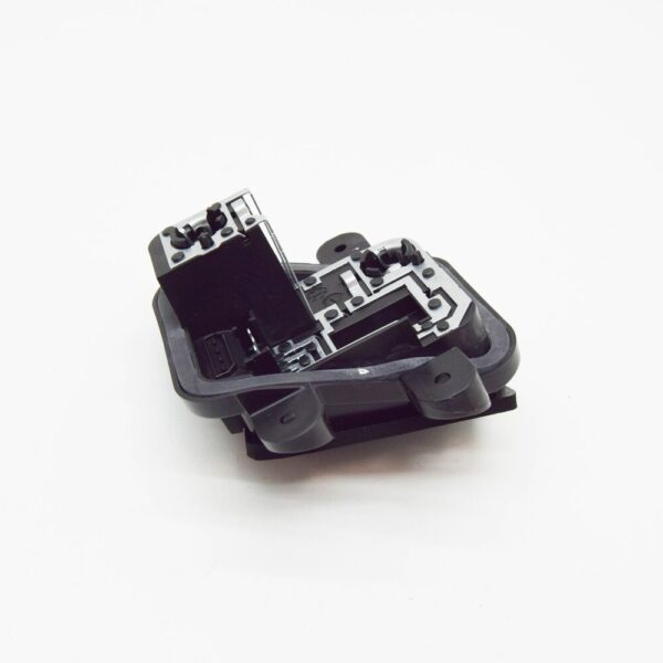 5E9945232 - NEW SKODA OCTAVIA 5E MK3 REAR RIGHT TAILLIGHT BULB HOLDER 5E9945232 ORIGINAL