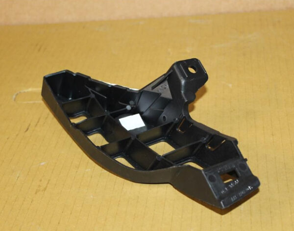 5F0807377 - NEW LEON SEAT 5F REAR LEFT BUMPER COVER RETAINER 5F0807377 ORIGINAL