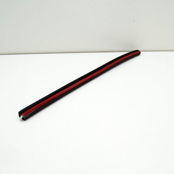 5F0823710A - NEW SEAT LEON 5F RIGHT SIDE BONNET SEAL 5F0823710A ORIGINAL