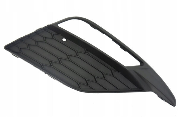 5F0853666H9B9 - NEW SEAT LEON 5F FRONT RIGHT BUMPER COOLER GRILLE 5F0853666H9B9 ORIGINAL