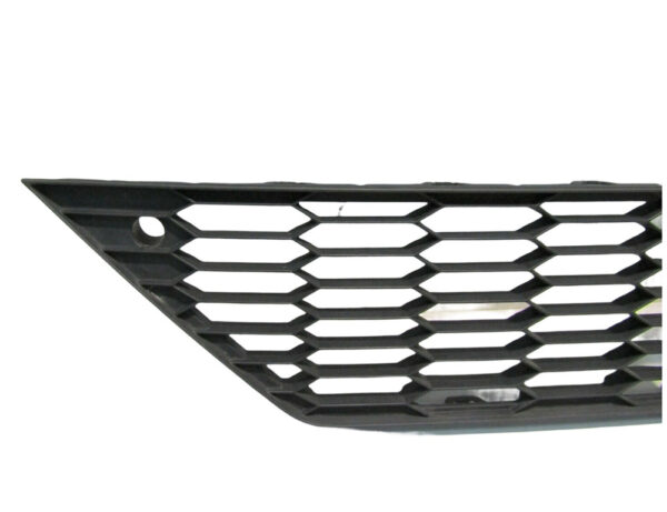 5F0853667K9B9 - New SEAT LEON 5F Front Bumper Lower Grill 5F0853667K9B9 Genuine