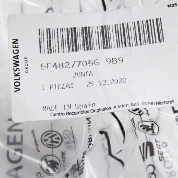 5F4827705G9B9 - SEAT LEON 5F Trunk Lid Gasket Strip Gasket 5F4827705G9B9 NEW