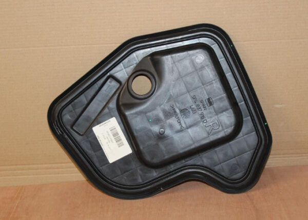 5F4837916D - NEW LEON 5F SEAT FRONT RIGHT DOOR INNER BOARD COVER 5F4837916D ORIGINAL