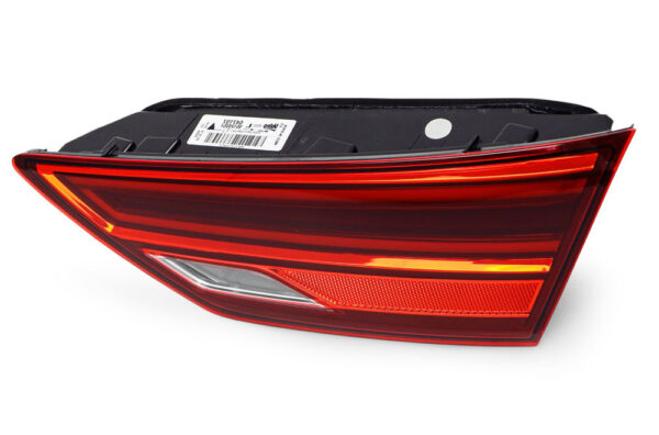 5F9945308E - NEW LEON SEAT 5F REAR RIGHT SIDE LED TAILGATE TAILLIGHT 5F9945308E RHD
