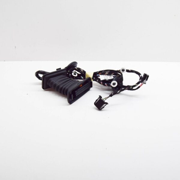 5J0971121AA - SKODA FABIA MK2 FRONT RIGHT DOOR WIRING LHD 5J0971121AA NEW GENUINE