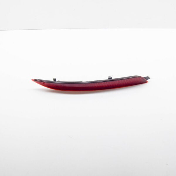 5JJ945106A - ŠKODA RAPID NH Rear Right Bumper Reflector 5JJ945106A NEW GENUINE