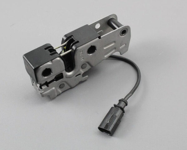5L0823509B - NEW ŠKODA YETI 5L LOWER CAP LOCK 5L0823509B ORIGINAL
