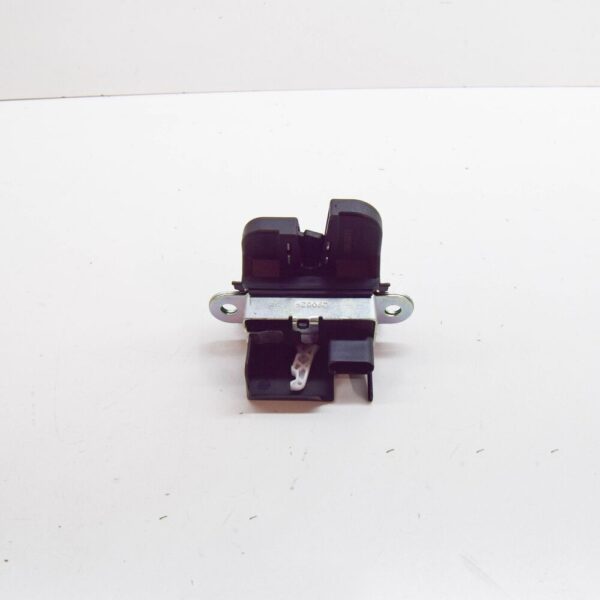 5L6827505E - SKODA YETI 5L Tailgate Boot Lock 5L6827505E NEW GENUINE