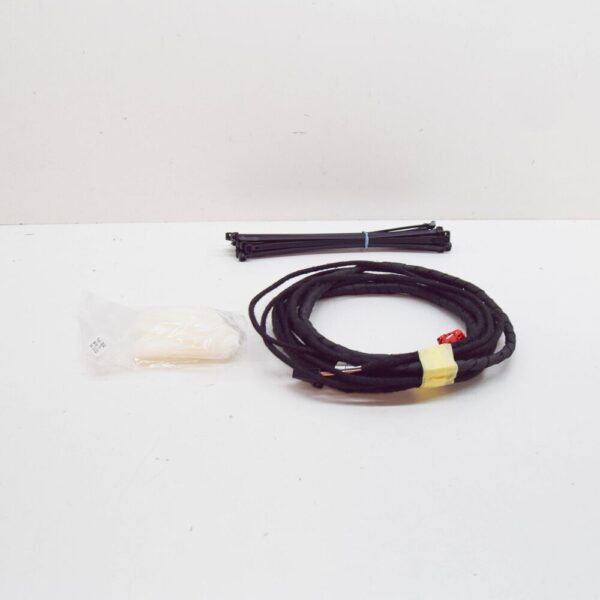 5LA055204A - Skoda Enyaq iV El. Towing Bracket Release Wiring Harness 5LA055204A NEW GENUINE