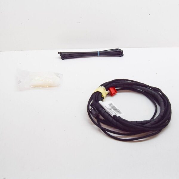 5LA055204A - Skoda Enyaq iV El. Towing Bracket Release Wiring Harness 5LA055204A NEW GENUINE