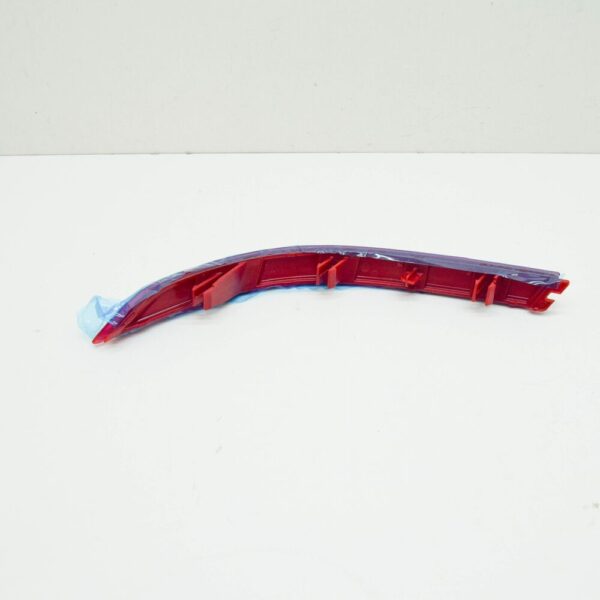 5LA945106 - SKODA ENYAQ iV Rear Right Outer Bumper Reflector 5LA945106 NEW GENUINE