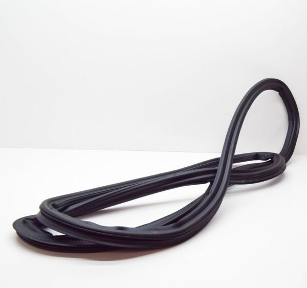 5LG827705A - ŠKODA ENYAQ IV tailgate seal 5LG827705E NEW ORIGINAL