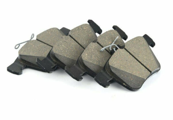 5Q0698451T - NEW SKODA SUPERB MK3 B8 REAR WHEEL BRAKE PAD SET 5Q0698451T ORIGINAL