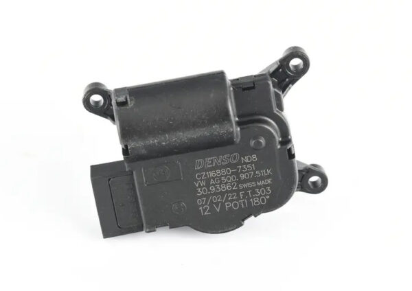 5Q0898511 - ŠKODA SUPERB MK3 temperature controller left flap control motor 5Q08988511 part