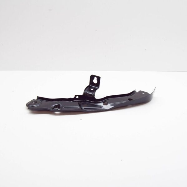 657805931A - SKODA KAMIQ NW4 Front Left Headlamp Bracket Brace 657805931A NEW GENUINE