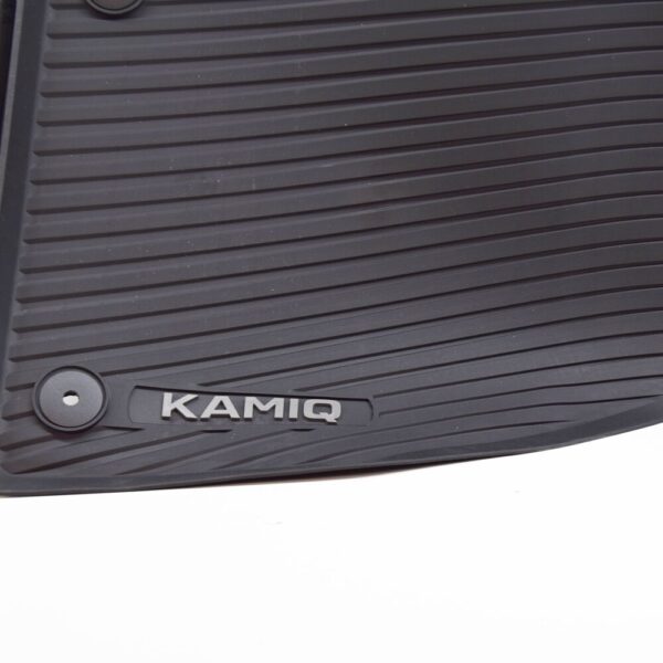 658061502A - SKODA KAMIQ Front Floor Mat Set RHD 658061502A NEW GENUINE