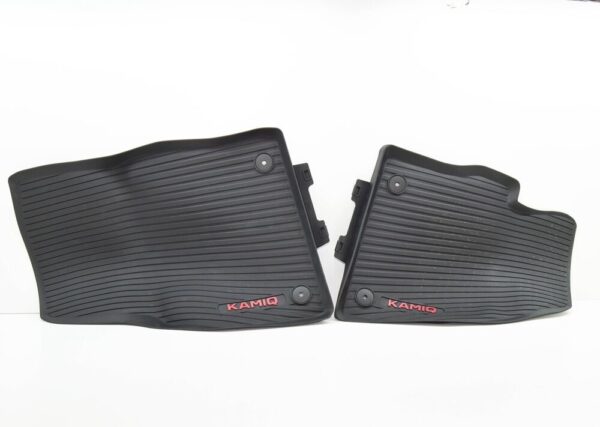 658061502C - ŠKODA KAMIQ Front Floor Mat Set RHD 658061502C NEW GENUINE