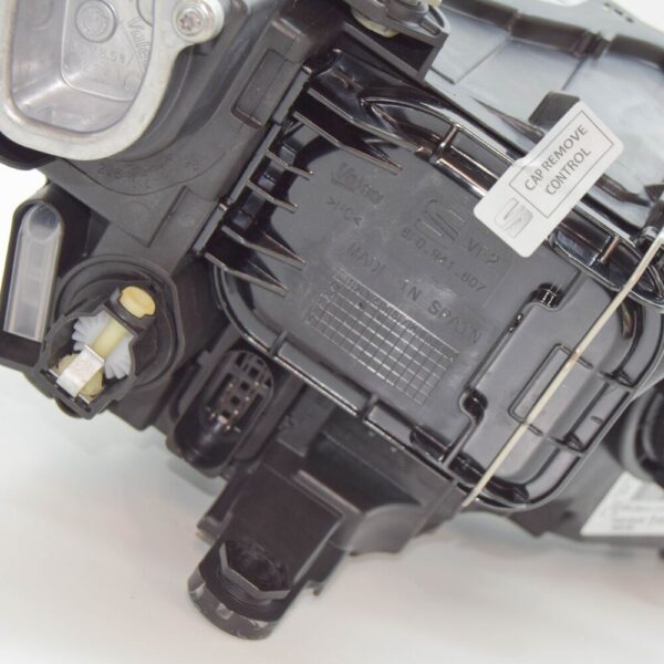 6F2941015B - Seat Arona KJ Headlight Front Left RHD 6F2941015B NEW