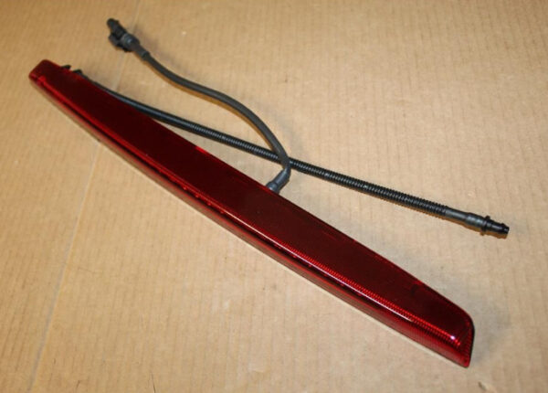 6F9945097B - NEW SEAT ARONA KJ REAR THIRD BRAKE CENTER STOP LIGHT 6F9945097B ORIGINAL