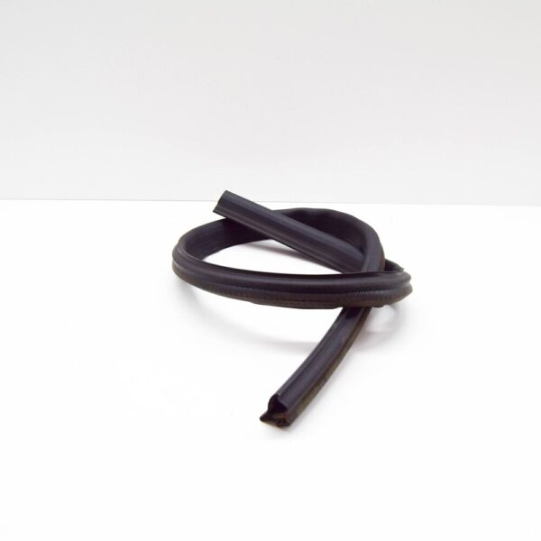 6J0823723A - SEAT Ibiza IV ST 6J 6P bonnet seal, rubber, 6J0823723A, original