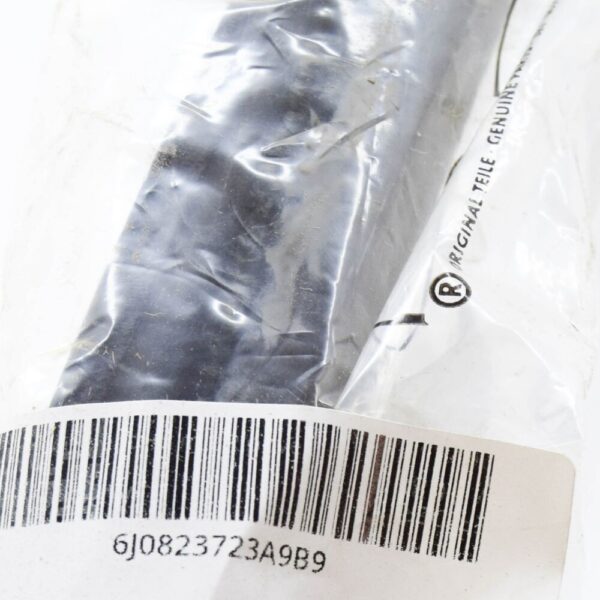 6J0823723A - SEAT Ibiza IV ST 6J 6P bonnet seal, rubber, 6J0823723A, original