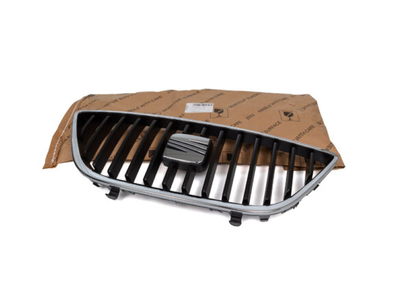 6J08536519B9 - NEW SEAT IBIZA ST 6J FRONT BUMPER COOLER GRILLE 6J08536519B9 ORIGINAL