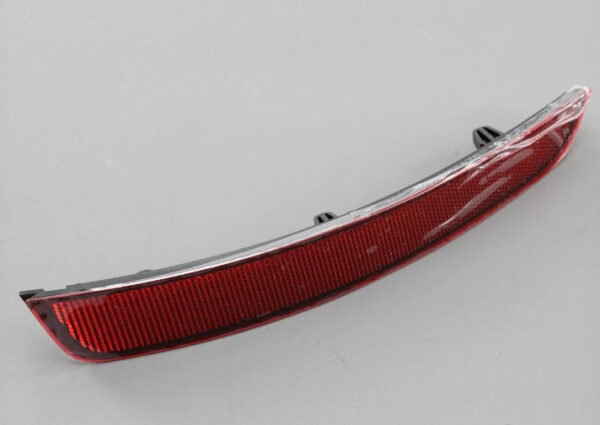 6V6945105 - NEW ŠKODA FABIA MK3 NJ REAR LEFT BUMPER REFLECTOR 6V6945105 ORIGINAL