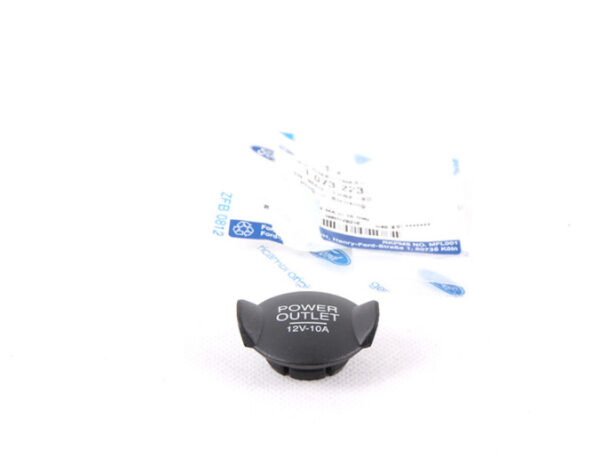 1073223 - NEW FORD FIESTA WT MK6 CIGAR LIGHTER BLANKING PLUG 98AG-15052-BD 1073223
