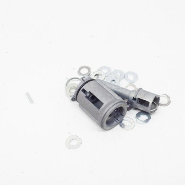 1101535 - NEW FORD FOCUS MK1 LOCK CYLINDER ASSY 1101535 XS41-16C826-CA ORIGINAL
