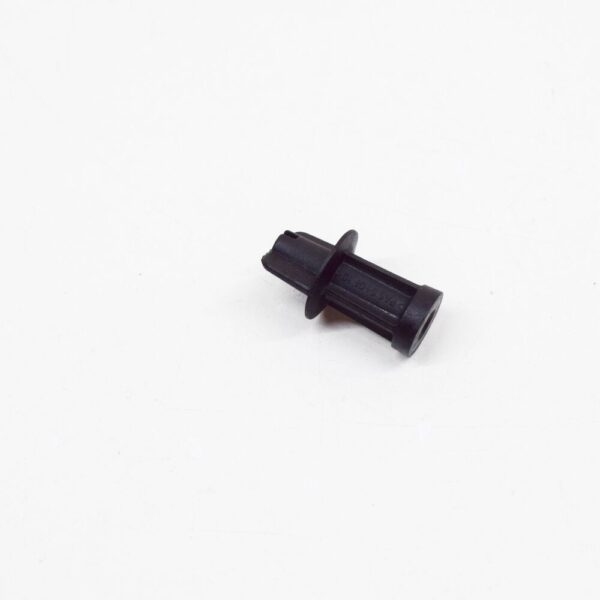 1128772 - FORD FOCUS MK4 C519 Estate Rear Outer Lamp Nut M6 1128772 NEW GENUINE